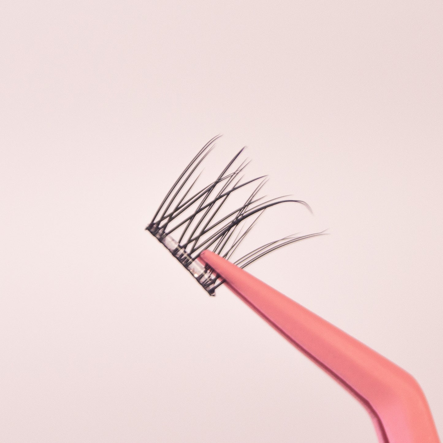 Pure Lashes – Look Ultra Naturale Ciglia a Ciuffetti Preincollate